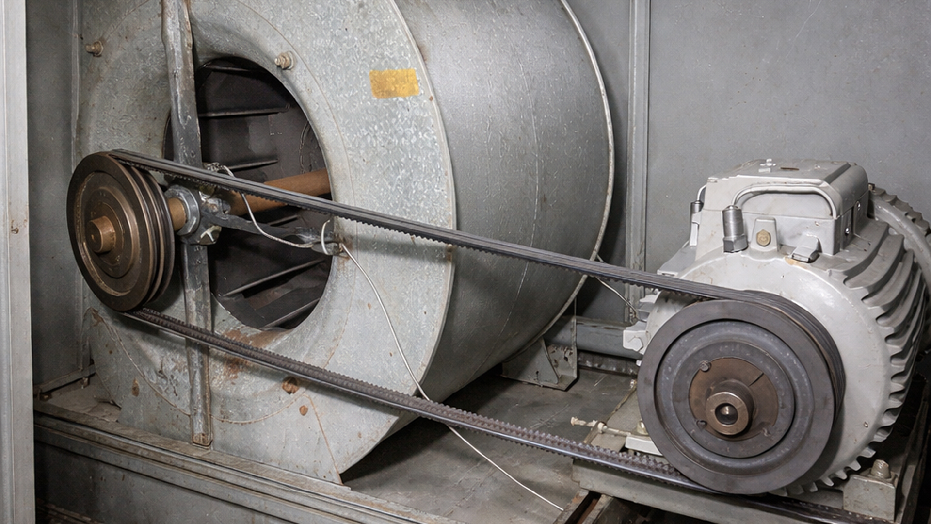 Belt-driven centrifugal fan of a HVAC in a Pharma Plant